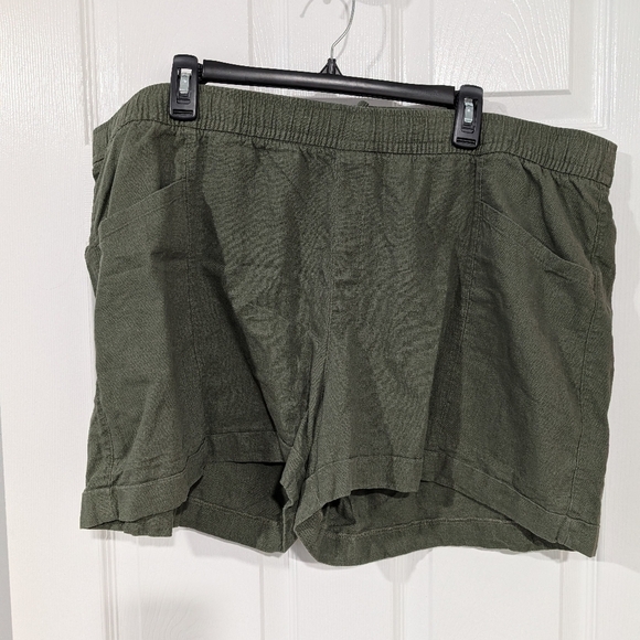Old Navy Army Green High-Rise Women's Shorts in Size XXL - Picture 1 of 9